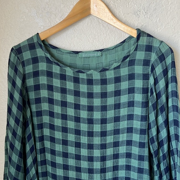Cut loose black and green checkered tunic dress - Picture 3 of 8